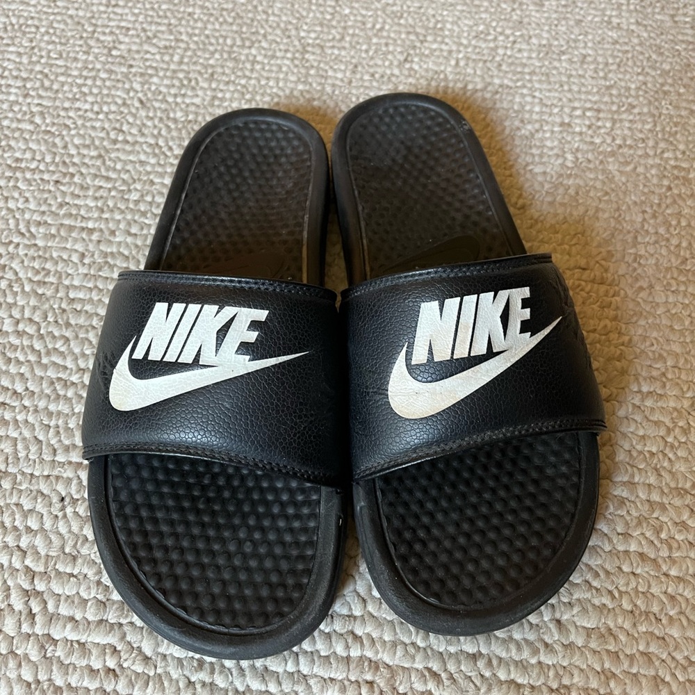 Men’s Nike slides sandals